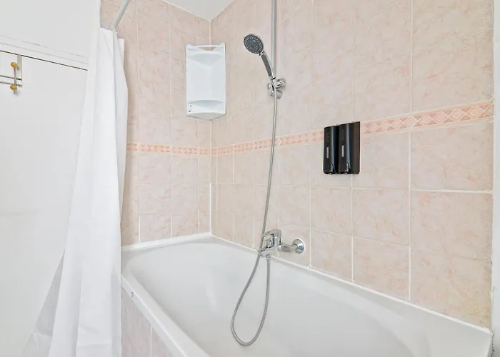 Center Of Luxurious Free Netflix Апартаменты Париж